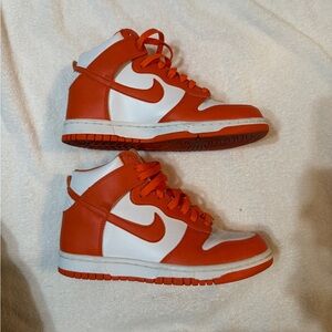 Wmns Nike Dunk High 'Syracuse' - SIZE 6Y or 7.5 WMNS